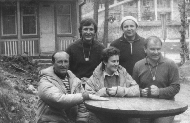 Володя Клименко, Виталий Томчик, Таня Синкевич, Валя Шалабай ...