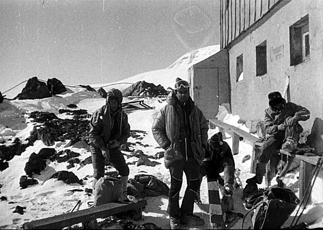 Кавказ, склоны Эльбруса, Приют Одиннадцатии, Март 1987 года.