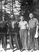 Валя Смех, Коля, Гоштанар, Витя Огоноченко, 1952 год.